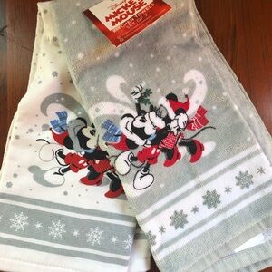 Disneys  Mickey Mouse cotton kitchen towels set of 2